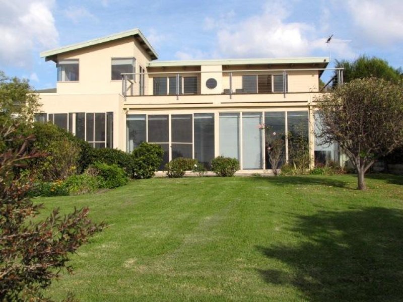 21 Phillip Island Road, San Remo, VIC 3925