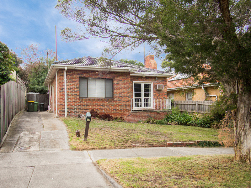 12 Mt Pleasant Road, Preston, Vic