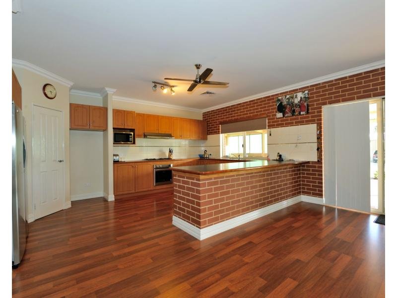 385 Young Road, Baldivis, WA 6171 Property Details