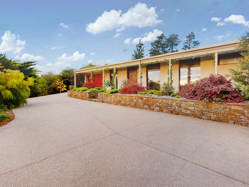 12 Millbank Drive, Mount Eliza, VIC 3930