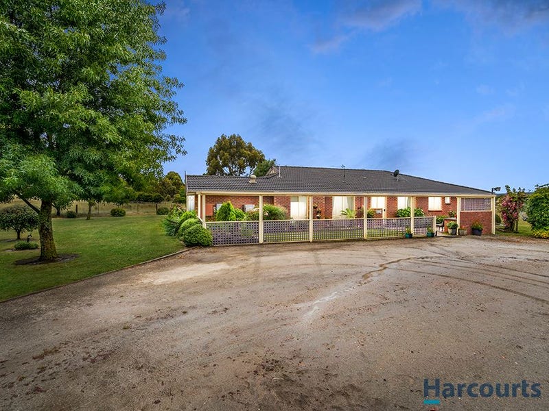 65 Crystal Court, Ross Creek, VIC 3351