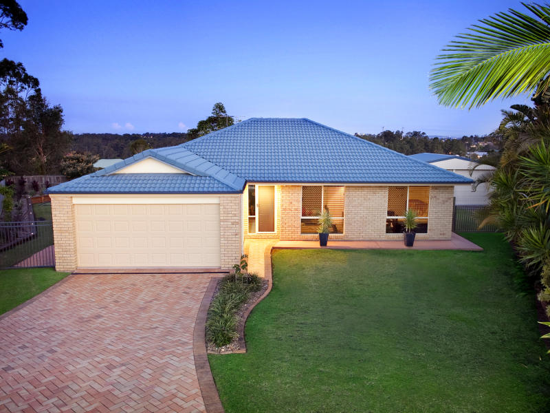 28 Bunyaville Close, Arana Hills, QLD 4054 28 Bunyaville Close, Arana Hills, QLD 4054