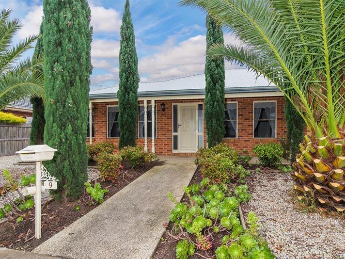 9 Country Gardens Drive, Lara, VIC 3212