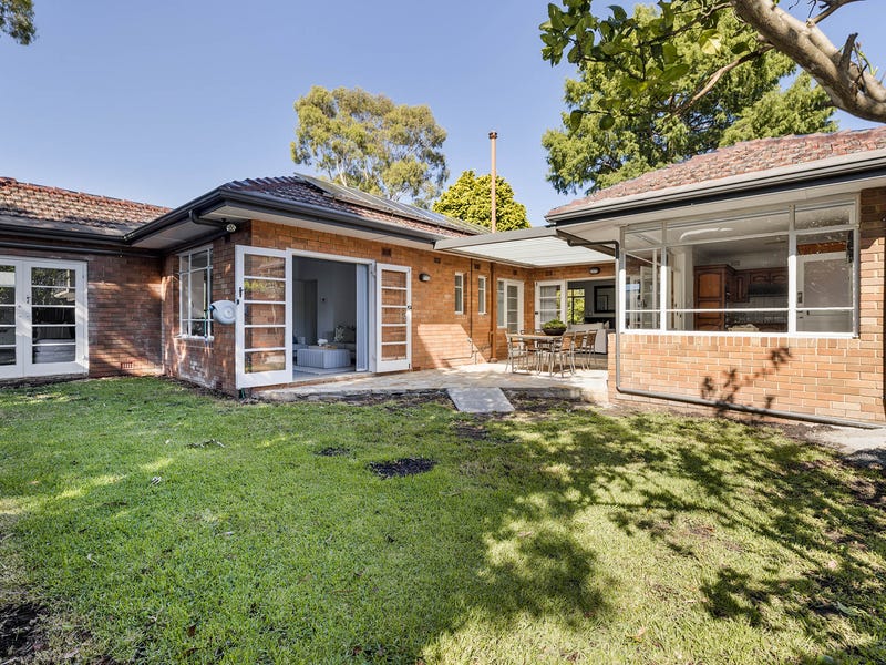 16 College Road South, Riverview, NSW 2066 Property Details