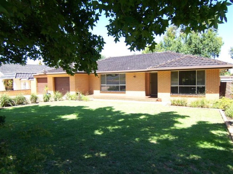 75 Blumer Avenue, Griffith, NSW 2680 Property Details