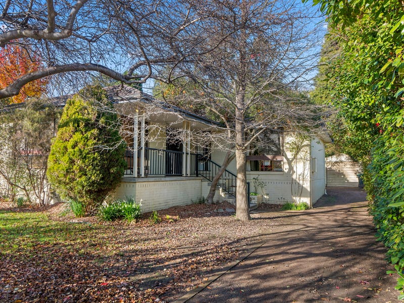 13 Clearview Street, Bowral, NSW 2576 Property Details