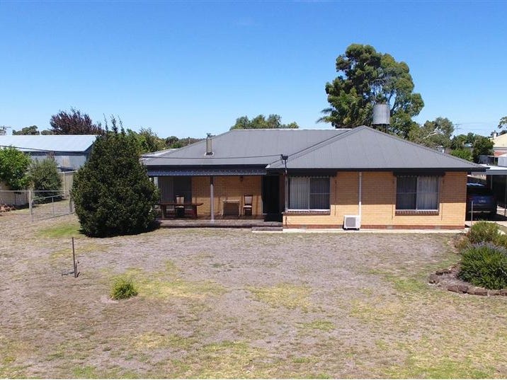 2 David Street, Edenhope, Vic 3318 House for Sale