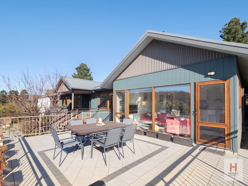 4 Banjo Paterson Crescent, Jindabyne, NSW 2627 Property Details
