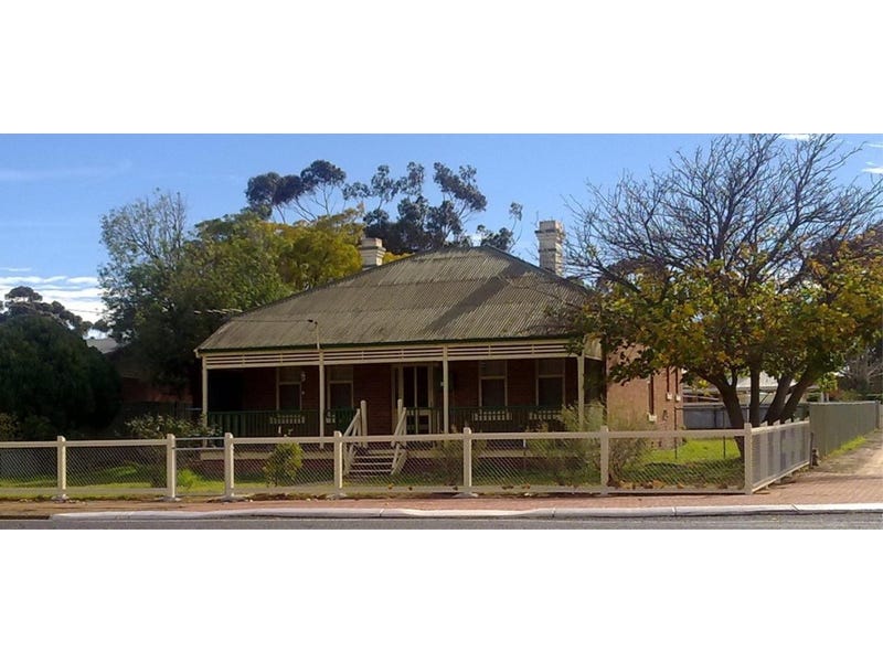 30 Absolon Street, Dumbleyung, WA 6350