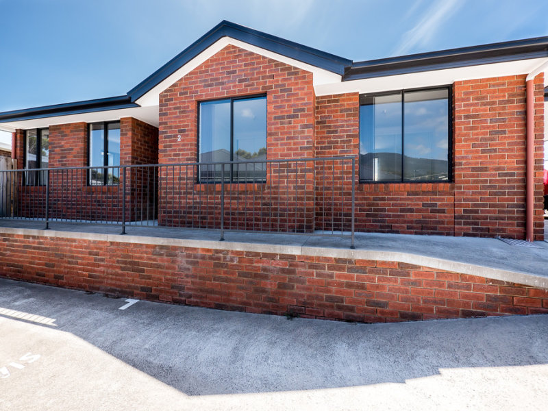 2/303 Main Road, Austins Ferry, TAS 7011