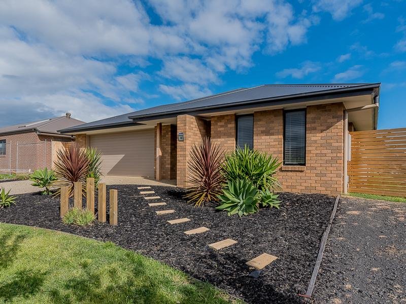 64 EVERTON DRIVE, Cowes, Vic 3922 Property Details