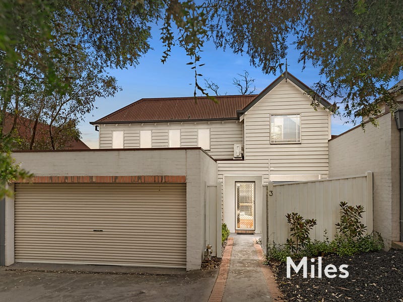 3/27 Forster Street, Ivanhoe, Vic 3079 Property Details