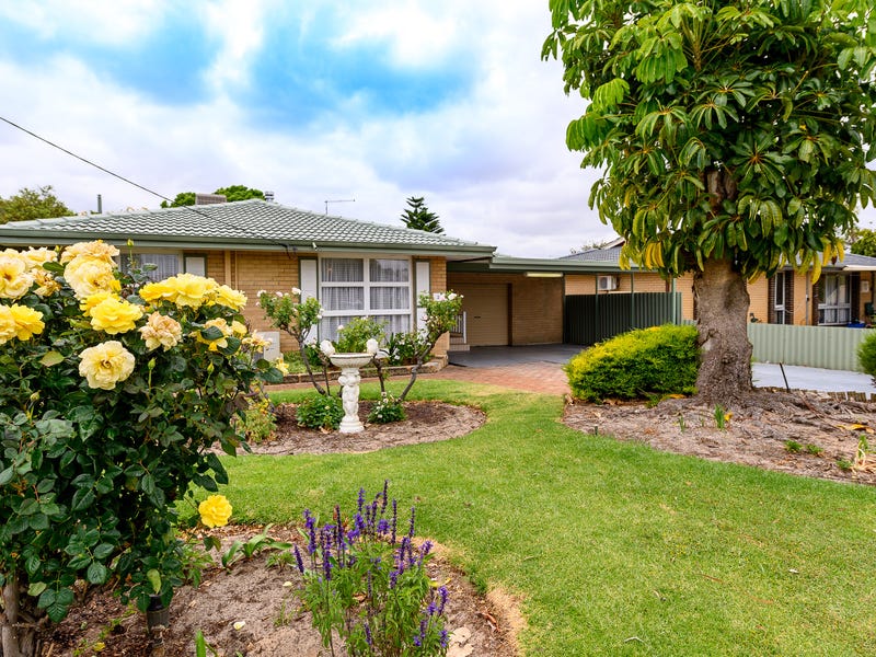 21 Holmwood Way, Embleton, WA 6062 House for Sale