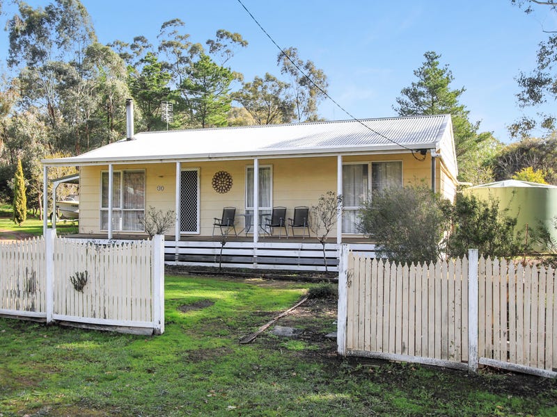 30 Back Road, Heathcote, Vic 3523 Property Details