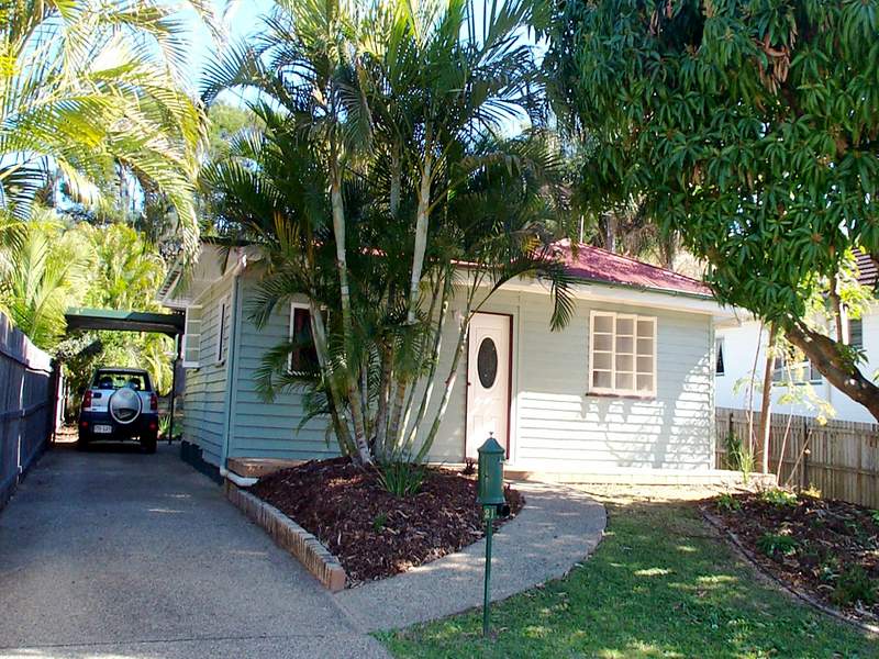 21 Gotha Street, Camp Hill, Qld 4152 21 Gotha Street, Camp Hill, Qld 4152
