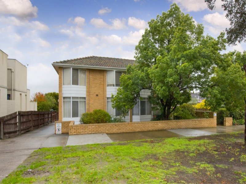 8/3 Violet Street, Essendon, VIC 3040