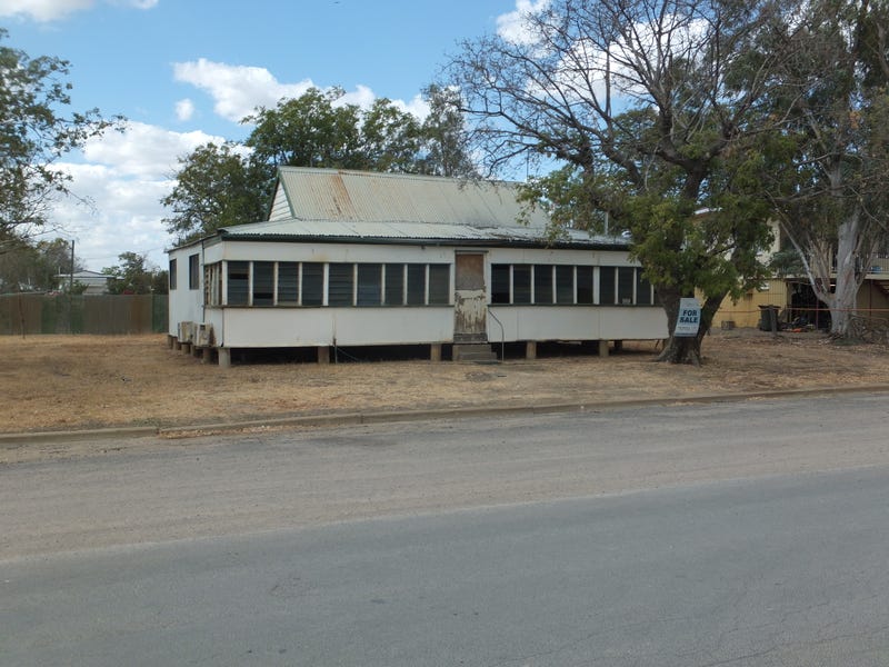 3 Crawford St, Richmond, Qld 4822 Property Details