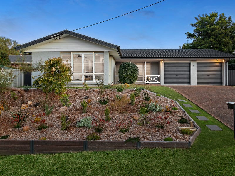 42 Cherry Road, Eleebana, NSW 2282 Property Details