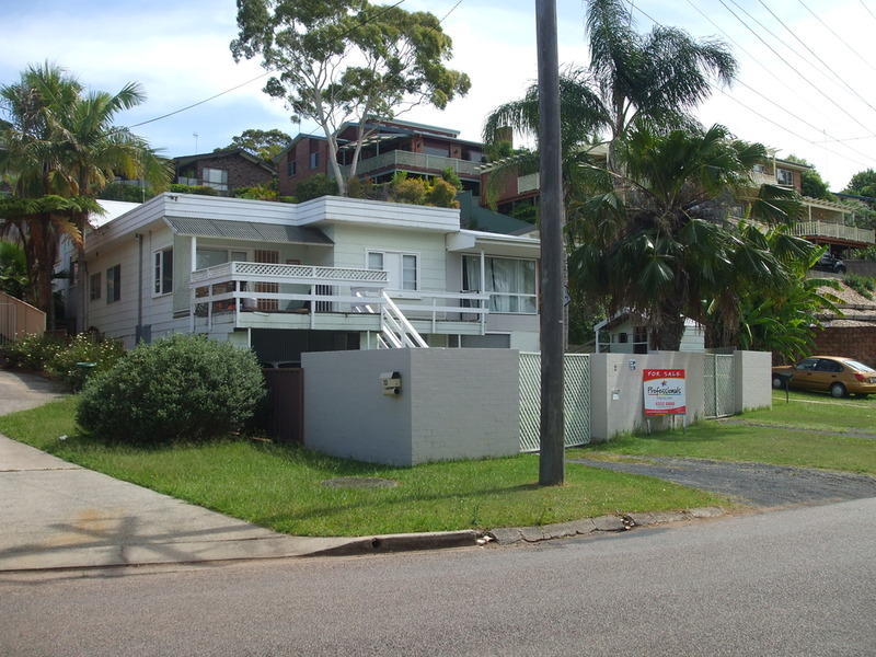 2 Trelawney Street, Killarney Vale, NSW 2261