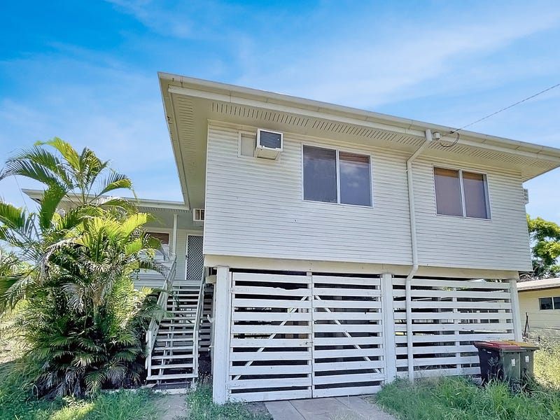 11 Mccool Street, Moranbah, QLD 4744