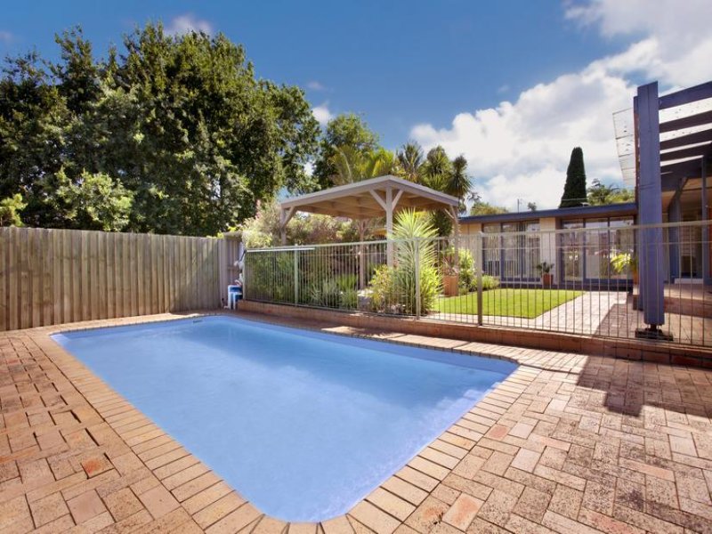 6 Balmoral Place, Carlingford, NSW 2118 Property Details