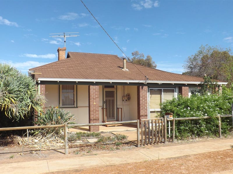 7 Cubbine Road, Quairading, WA 6383