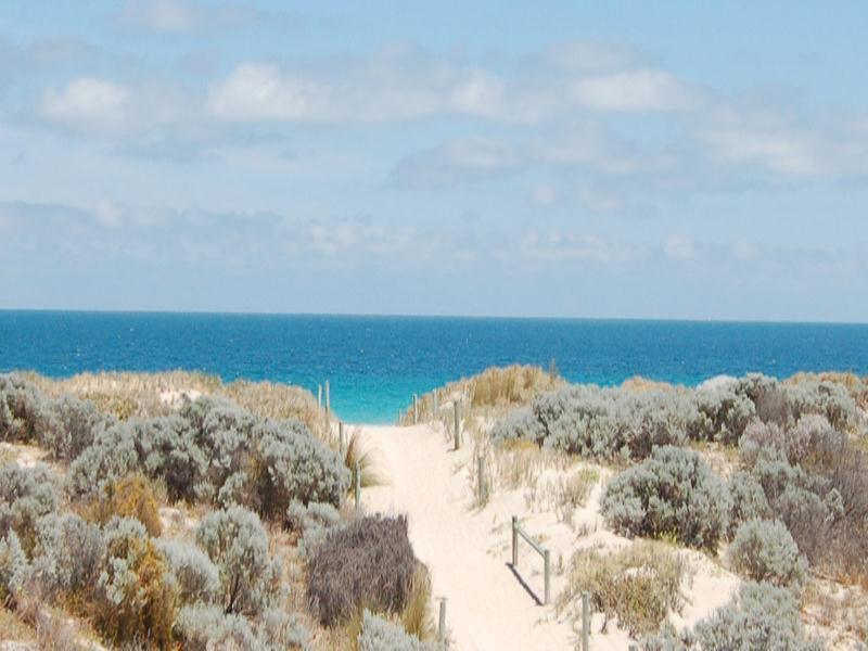 14 Drummonds Approach, Secret Harbour, WA 6173