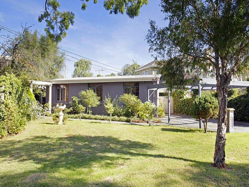 17 Vardon Avenue, Beaumaris, Vic 3193 Property Details