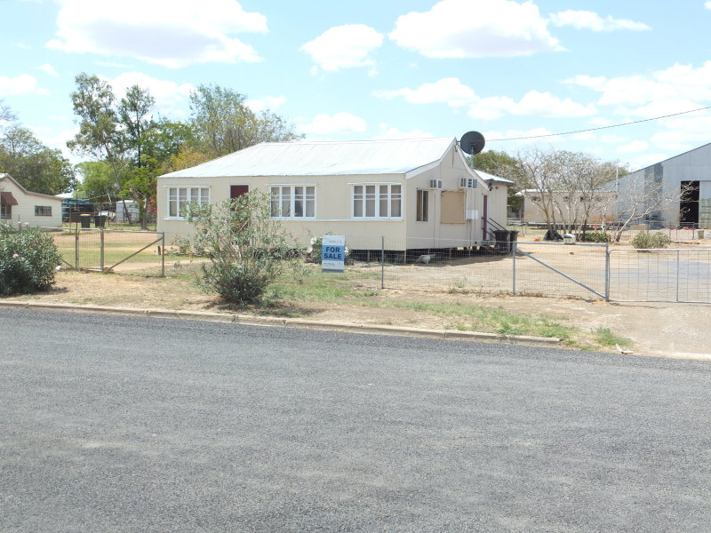 27 Simpson Street, Richmond, QLD 4822