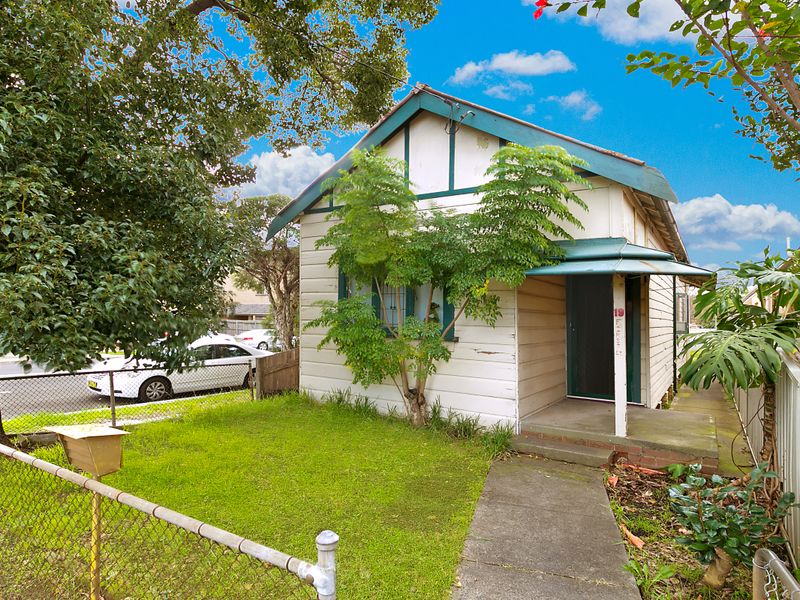 19 First Street, Granville, NSW 2142 Property Details