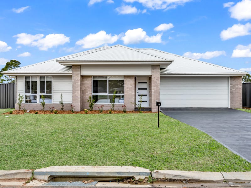 13 Riparian Circuit, Cessnock, NSW 2325 Property Details