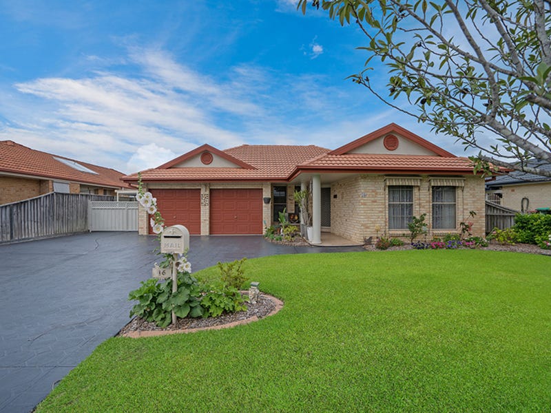 16 Admiralty Avenue, Tea Gardens, NSW 2324