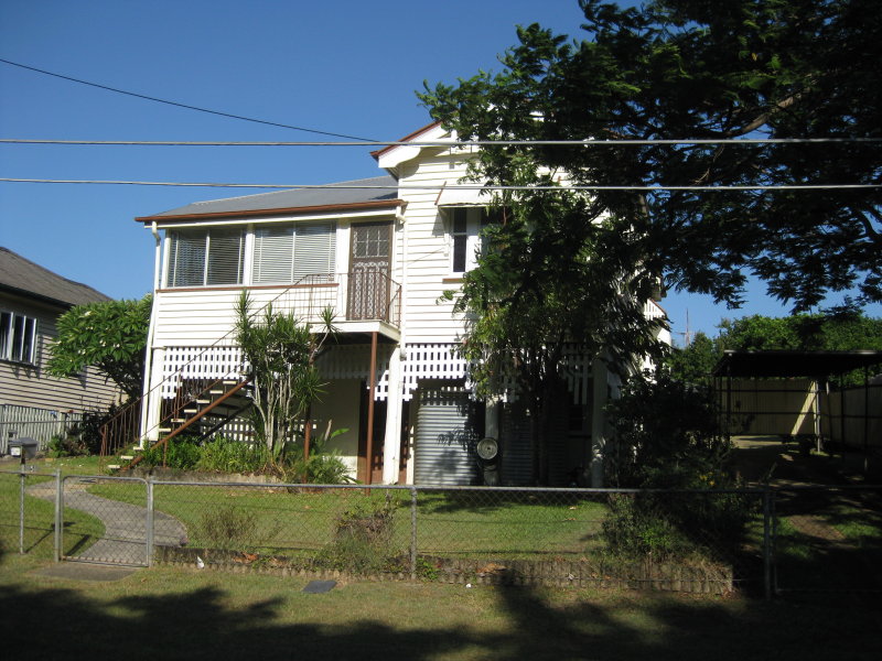 Property 112747363, Fairfield, Qld 4103 Property Details