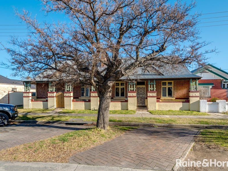 8 & 10 Lithgow Street, Goulburn, NSW 2580 Property Details