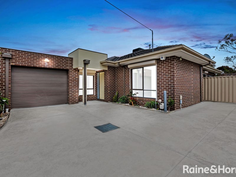 Real Estate & Property for Sale in 41 Chedgey Dr, St Albans, VIC 3021