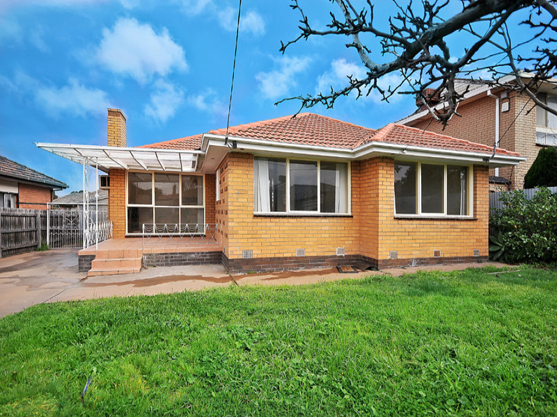 7 Patricia Drive, Fawkner, Vic 3060 Property Details