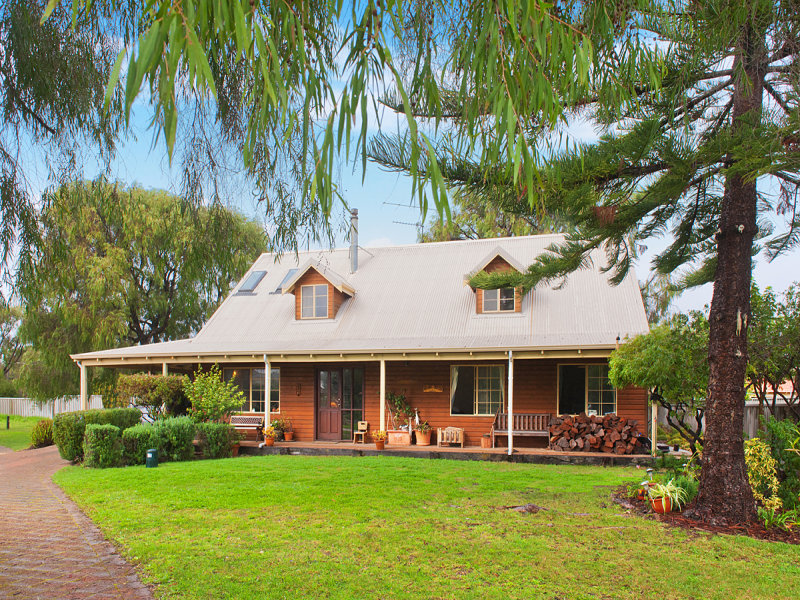 10 McCann Close, Abbey, WA 6280 Property Details