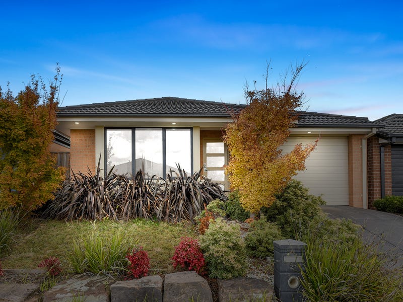 21 Trainers Way, Clyde North, VIC 3978 21 Trainers Way, Clyde North, VIC 3978