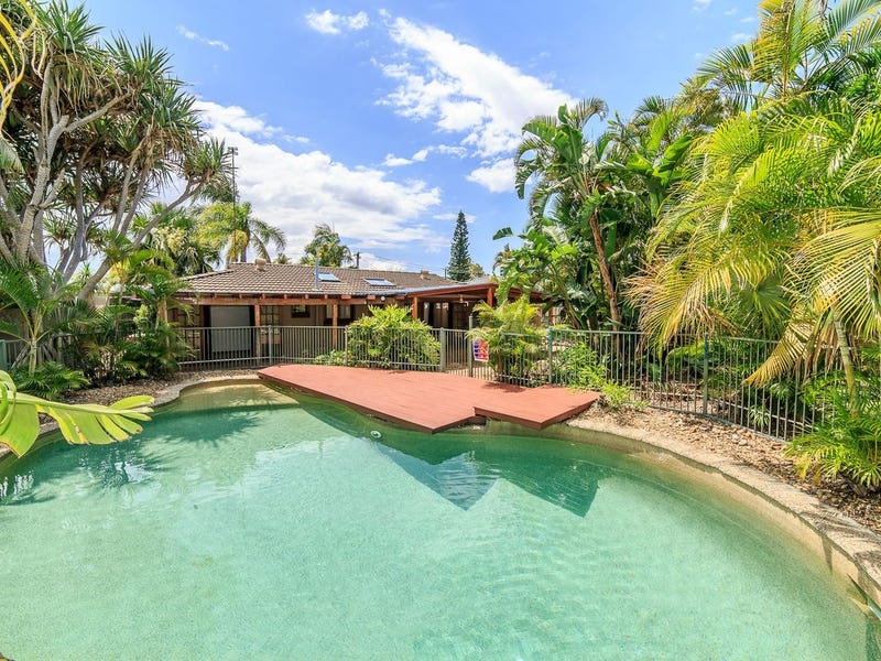 15 Moorilla Place, Broadbeach Waters, QLD 4218 - realestate.com.au