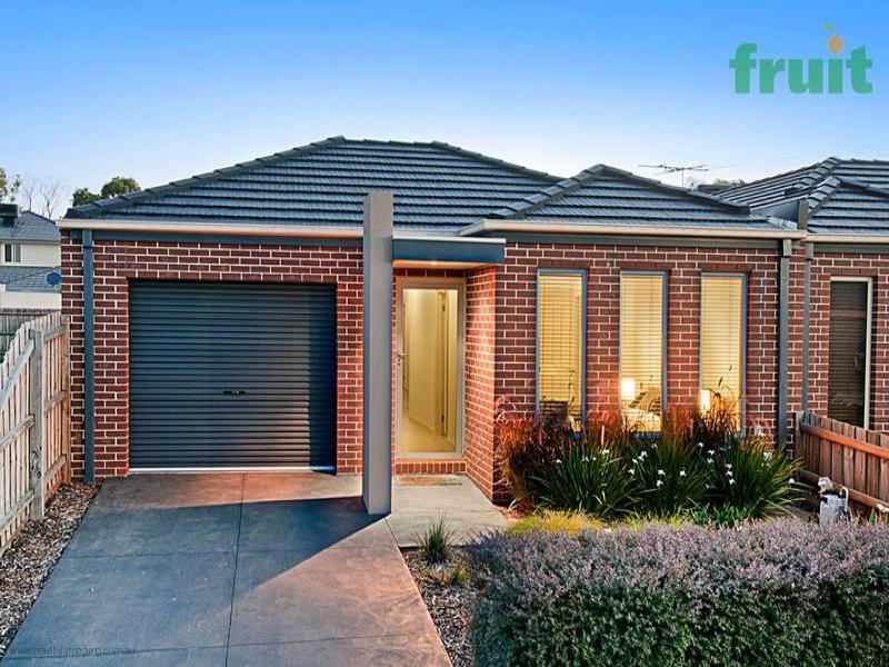 1/51 Conquest Drive, Werribee, Vic 3030 Property Details