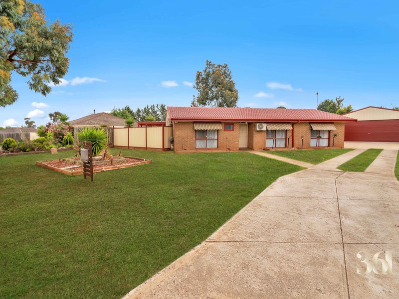 2 Havelock Place, Melton West, VIC 3337
