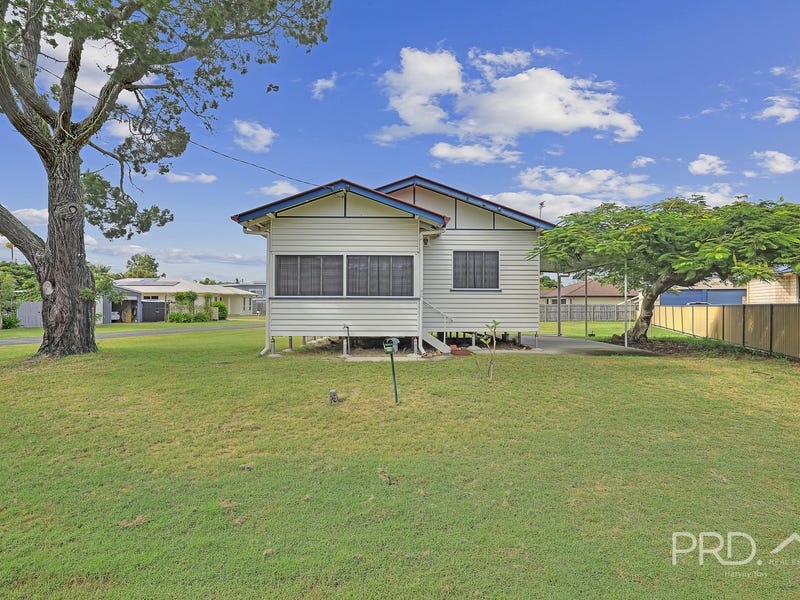 55 Ocean Street, Torquay, QLD 4655