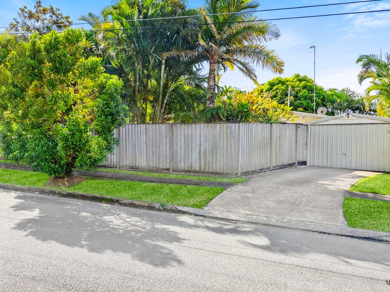 60 Cabarita Avenue, Tugun, Qld 4224 House for Sale