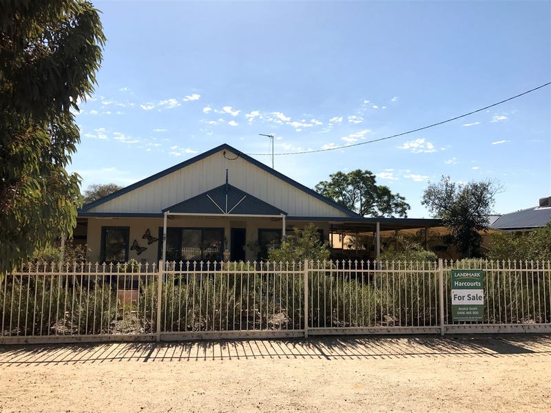 32 Endersbee Street, Merredin, WA 6415 House for Sale