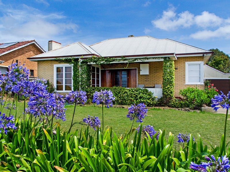 301 HANLON PARADE, Portland, Vic 3305 Property Details