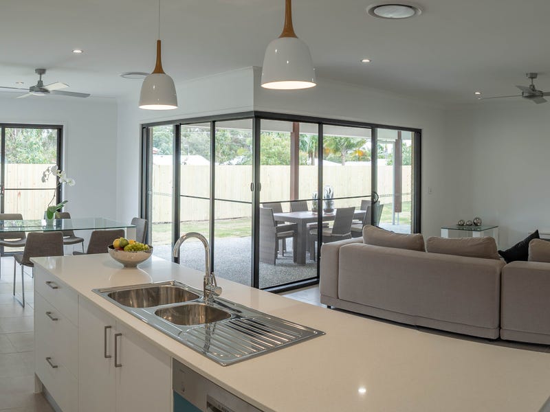 9 Bayside Avenue, Jacobs Well, QLD 4208