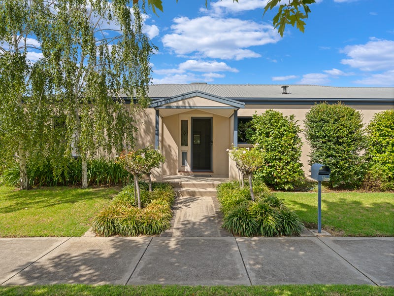 9 Cambridge Drive, Wangaratta, Vic 3677 Property Details