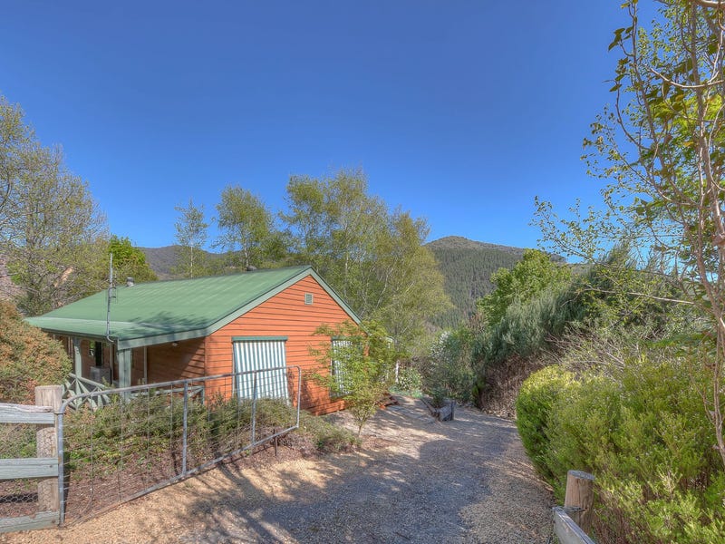 54 School Road, Wandiligong, Vic 3744 House for Sale