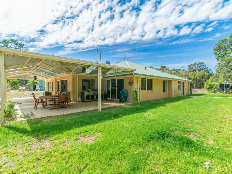 2165 Roland Road, Parkerville, WA 6081