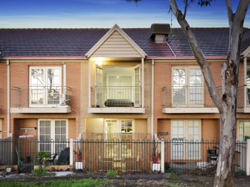 31/2 Ballarat Road, Footscray, VIC 3011